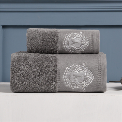 Venta al por mayor 100% algodón suave logotipo bordado personalizado toalla deportiva